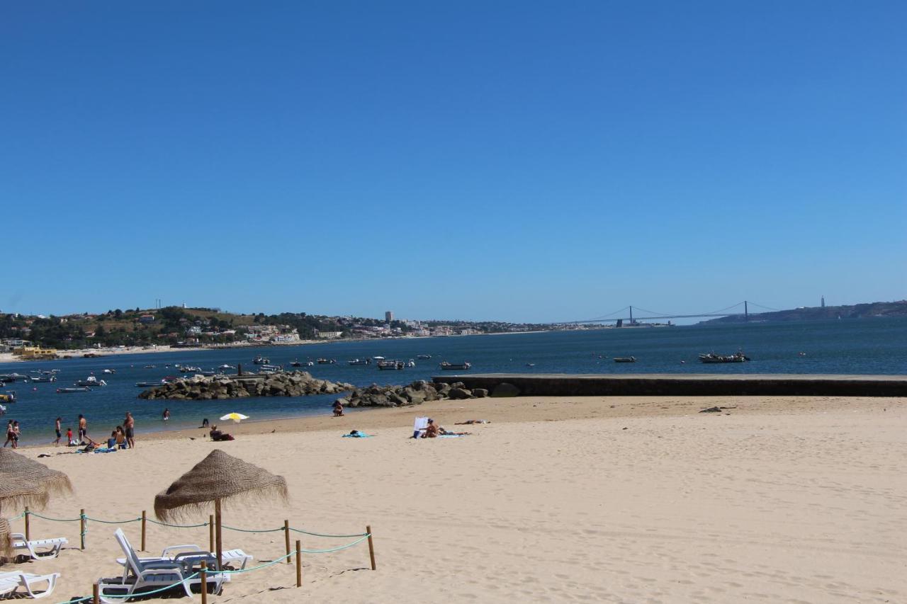 Apartamento 1 Quarto, Com Patio, Em Frente Praia Paco de Arcos Luaran gambar