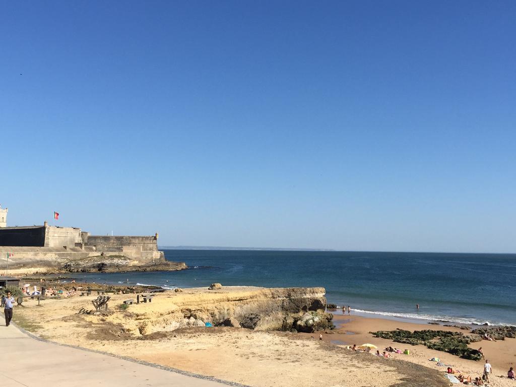 Apartamento 1 Quarto, Com Patio, Em Frente Praia Paco de Arcos Luaran gambar